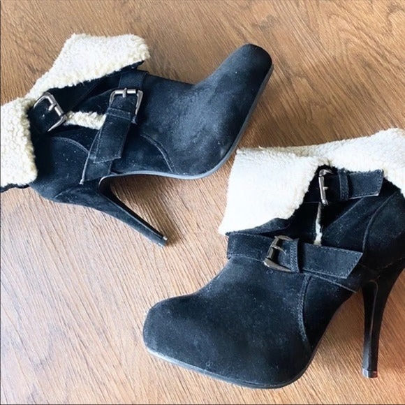 Nature Breeze Shoes - + NWT Nature Breeze size 8 booties ; 4” Heel